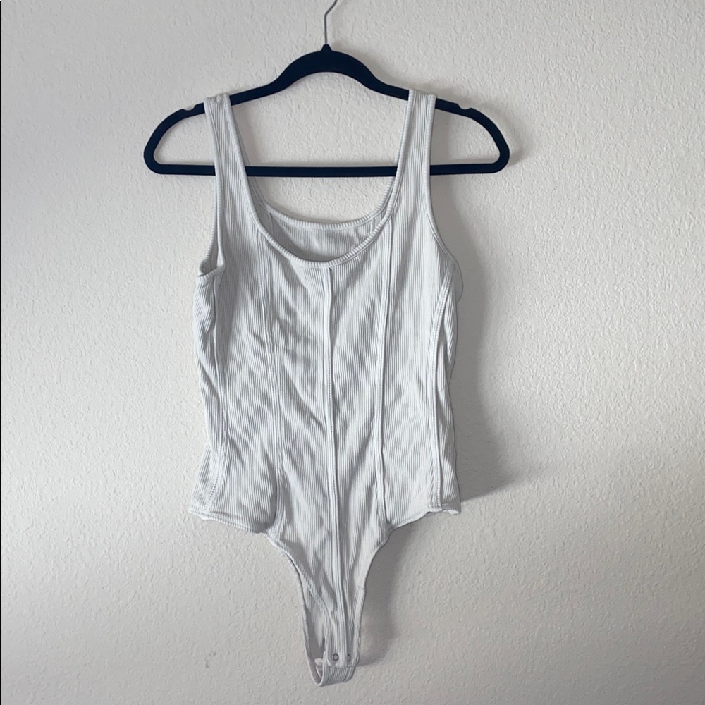 🎈 AGOLDE - Elna Bodysuit in Spoon! - Picture 5 of 14